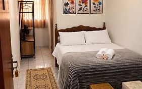 Pertinho Do Centro - Hospedaria Vila Rica - Excelente Custo Beneficio